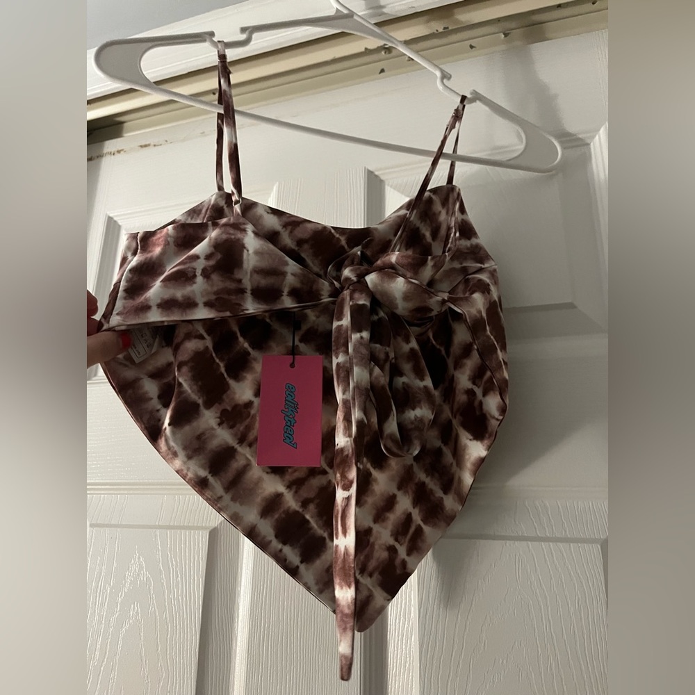 Edikted Crop Top